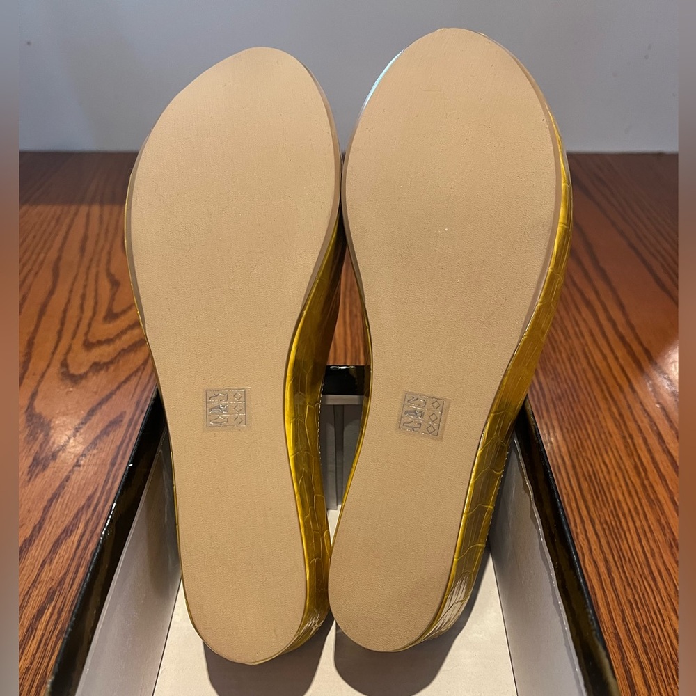 NIB Moda Kaila Yellow Platform Sandals, Size 8 - Picture 5 of 5